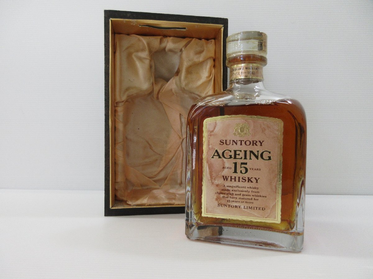 古酒 サントリー ウイスキー エイジング 15年 鶉梅新春華 有田焼 陶器