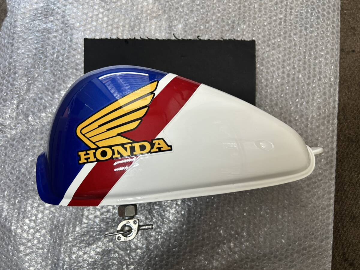 Yahoo!オークション -「ftr タンク トリコロール」の落札相場・落札価格