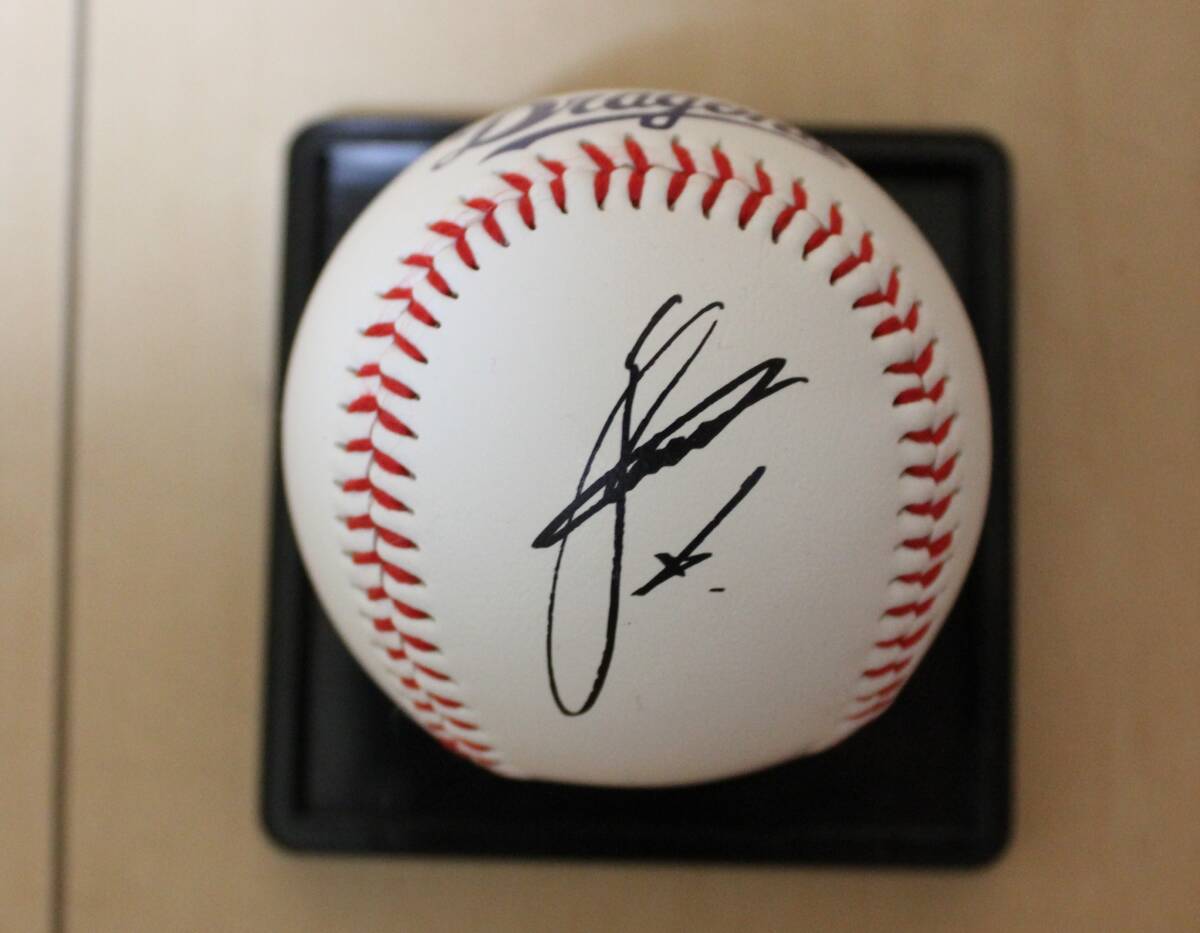 Yahoo!オークション -「中田翔 サイン ボール」の落札相場・落札価格