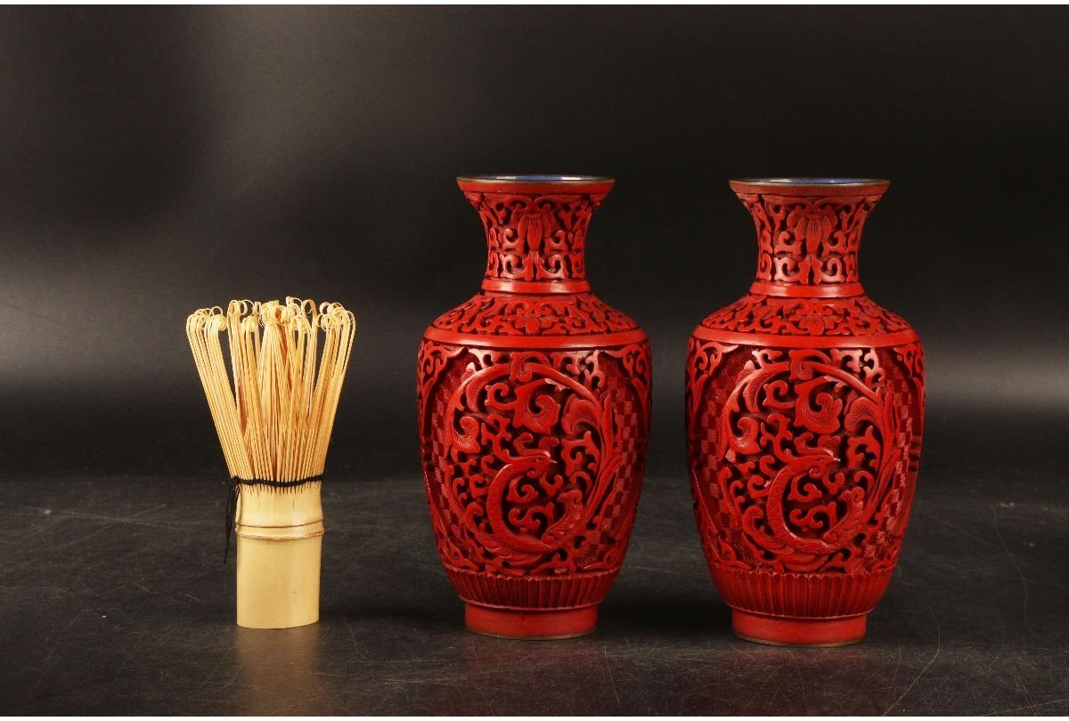 中国美術工芸品 赤漆 彫刻壺 （花瓶） 中国美術工芸品赤漆彫刻