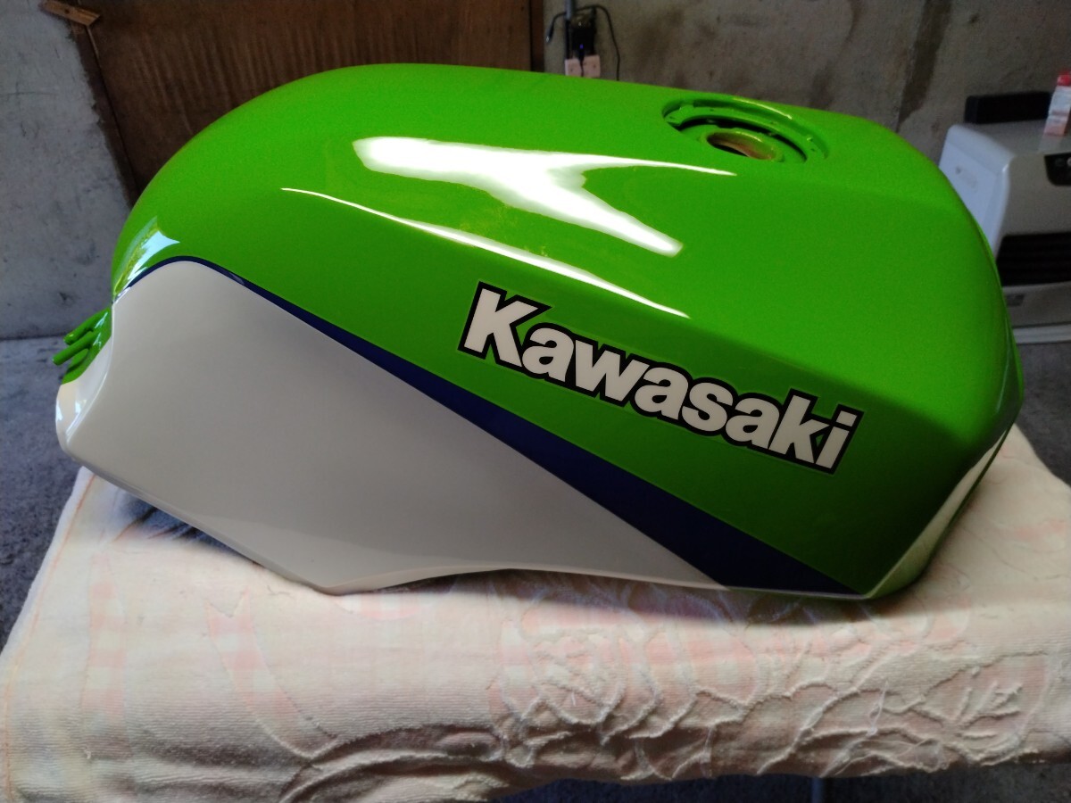 Yahoo!オークション -「カワサキ ライムグリーン」(タンク) (パーツ)の