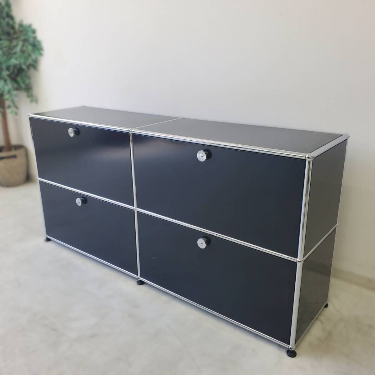 展示品□USM□ハラーシステム□サイドボード□キャビネット□3段2