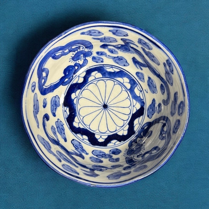 鉢□伊万里染付唐草紋窓山水図大鉢 菓子器 平皿 蝙蝠 蛇の目高台 骨董