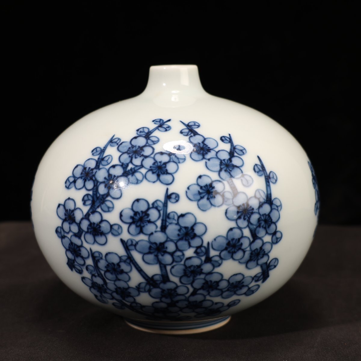 2195 源右衛門 染付梅絵 花瓶 未使用 染付梅絵 花瓶 ｜ 有田焼