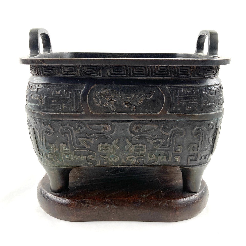古銅 宣徳火鉢 在銘 饕餮文 古銅 宣徳火鉢 在銘 饕餮文 古銅 宣徳火鉢