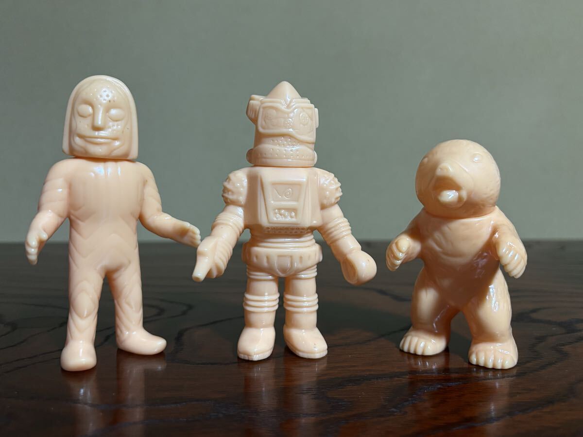 M1号 ダダ A B C 未塗装三体セット M1号ソフビウルトラマンダダABC セット