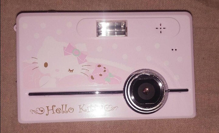 Yahoo!オークション -「ハローキティ デジタルカメラ」の落札相場