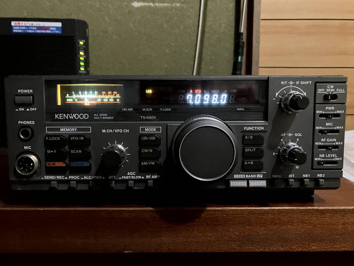 KENWOOD TS-680V オールモードマルチバンダー ＊動作確認済 【中古