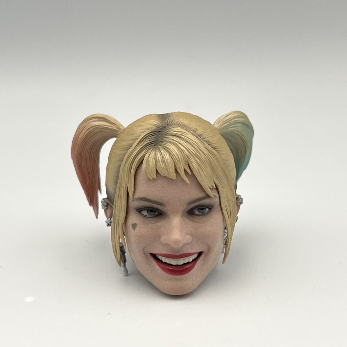 ホットトイズ バットマン 1/6 フィギュア ジョーカー ハーレイクイン