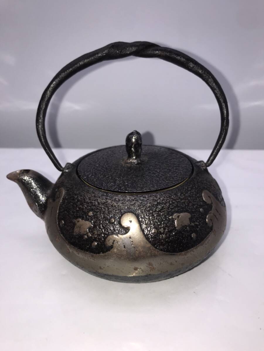 Yahoo!オークション -「照光堂 鉄瓶」(鉄瓶) (鉄製)の落札相場・落札価格