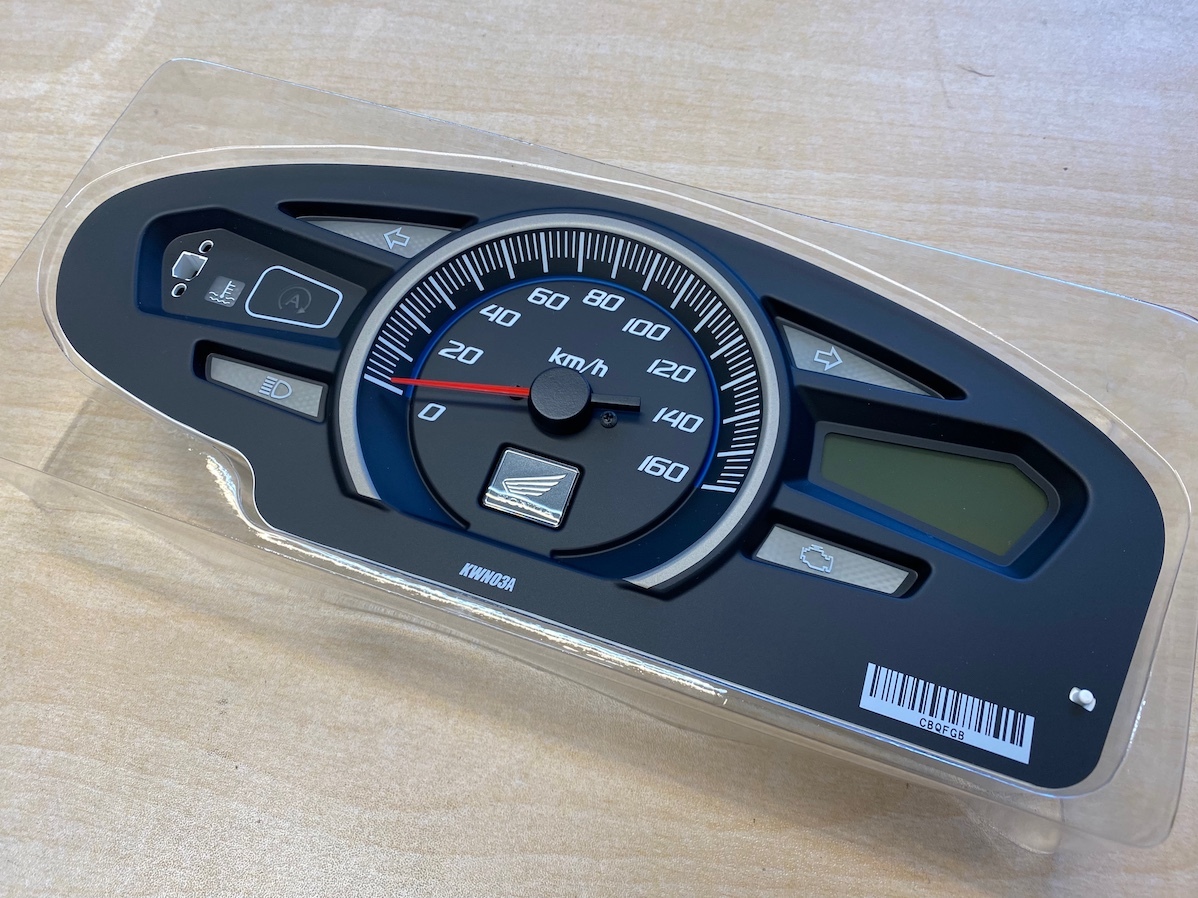 Yahoo!オークション -「pcx125」(ホンダ用) (メーター)の落札相場