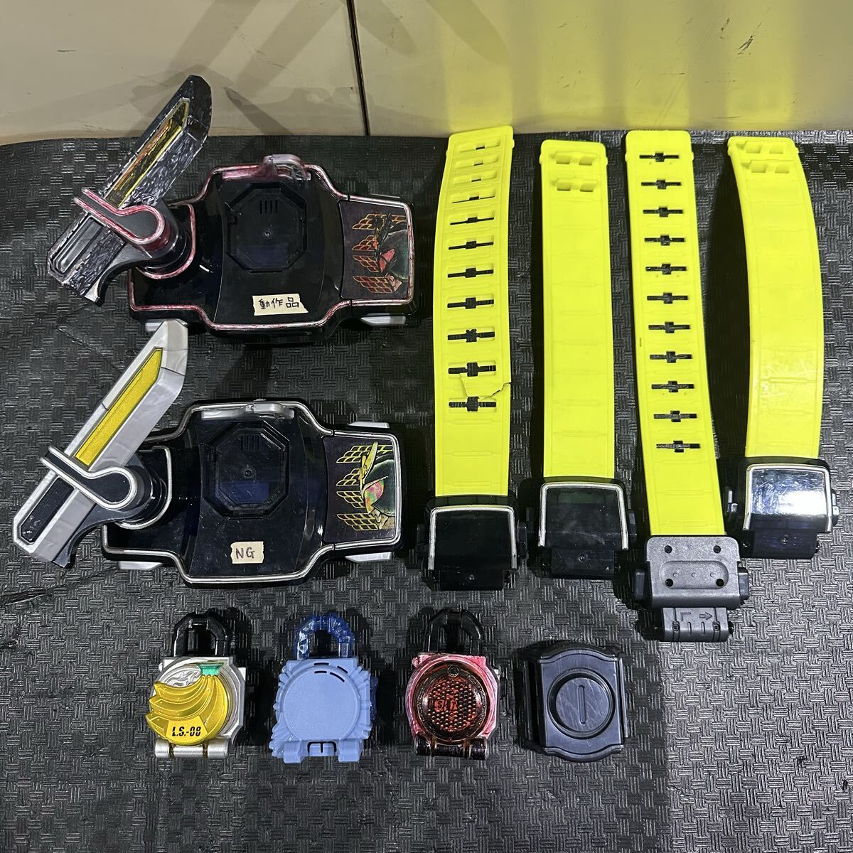 Yahoo!オークション -「仮面ライダー鎧武 ベルト」の落札相場・落札価格