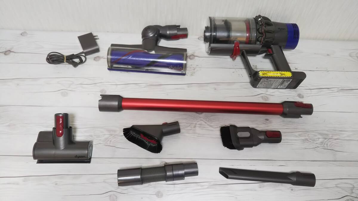 Dyson ダイソンSV12本体とアタッチメントセット ジャンク品 Dyson