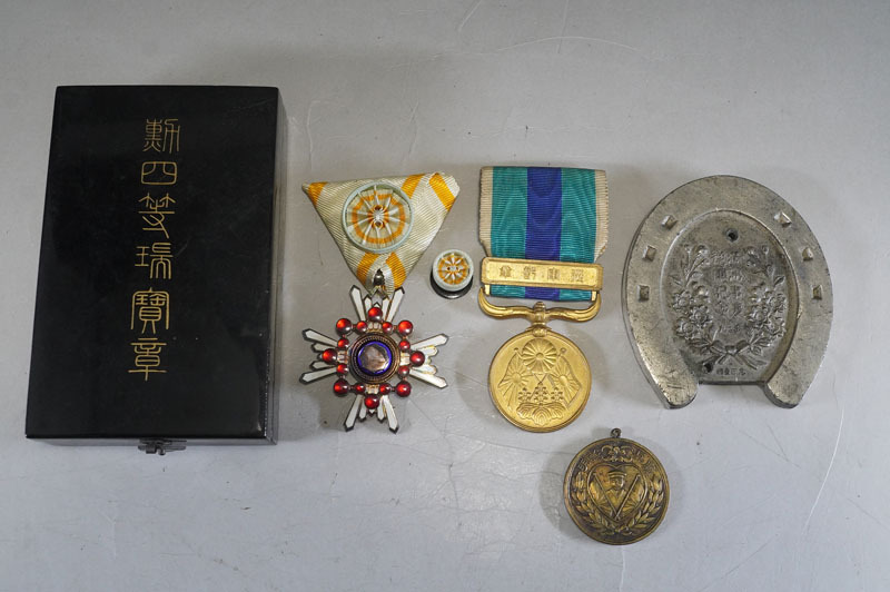 希少品 勲四等瑞宝章 勲章 ミリタリー ミリタリーグッズ 旧日本軍 美品