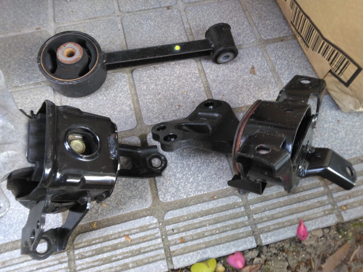 Yahoo!オークション -「ワゴンr エンジンマウント」の落札相場・落札価格