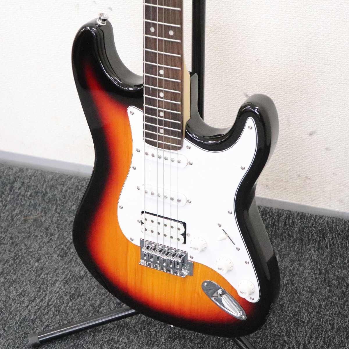 Yahoo!オークション -「selva ギター」の落札相場・落札価格