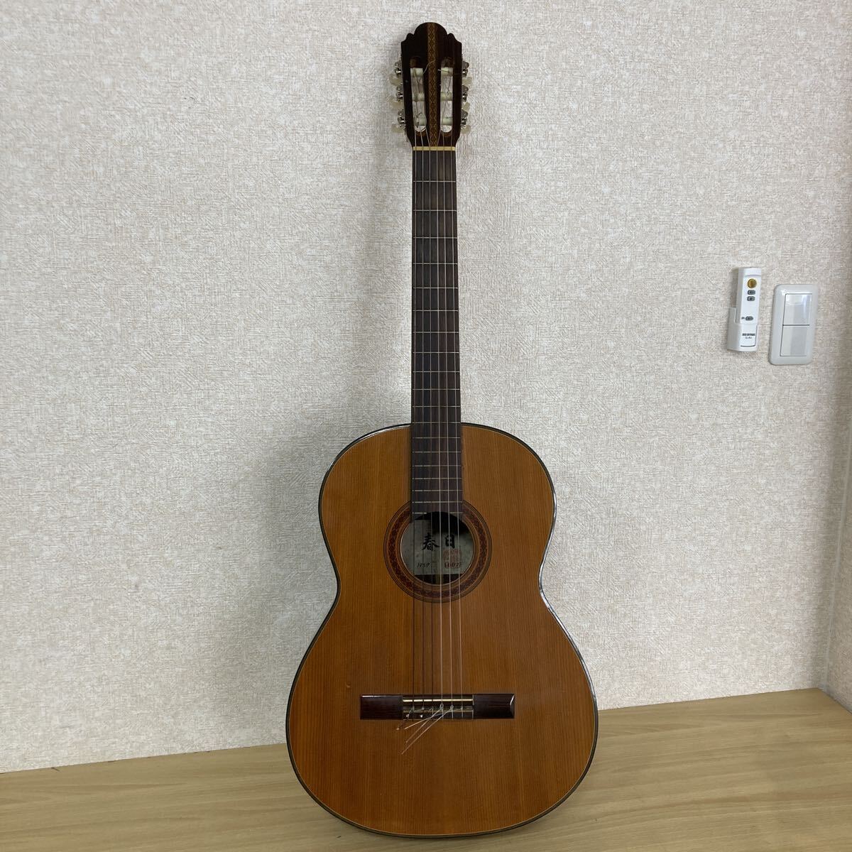 Yahoo!オークション -「春日」(クラシックギター) (ギター)の落札相場