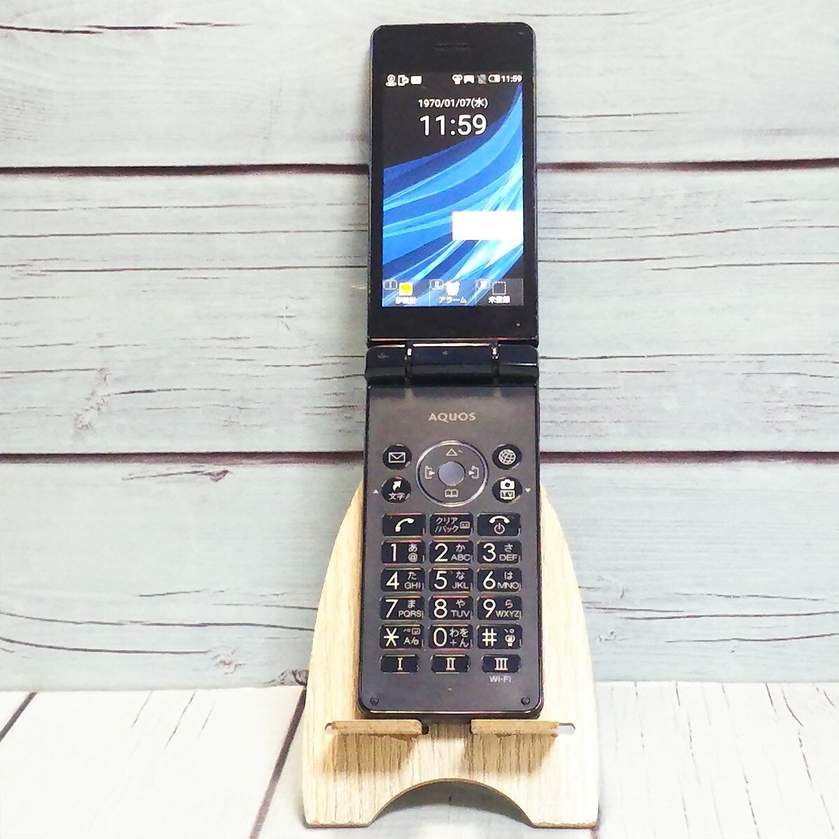 Yahoo!オークション -「805SH AQUOS ケータイ3 ホワイト」の落札相場