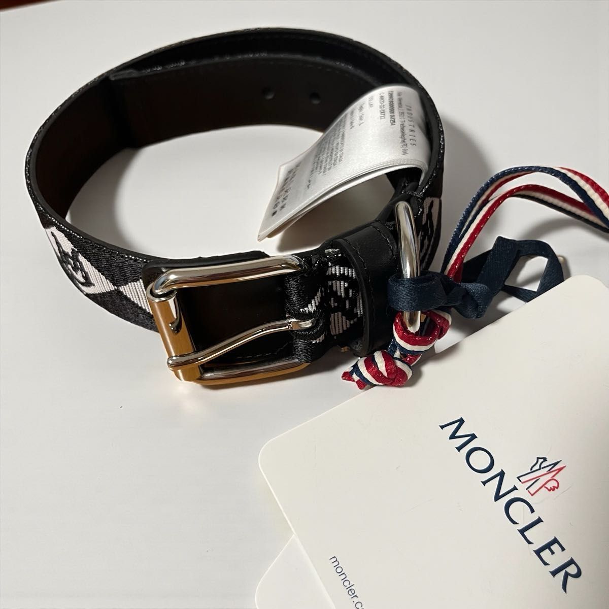 モンクレール 犬用リード&首輪セット 黒系 シグネチャー柄 ロゴが