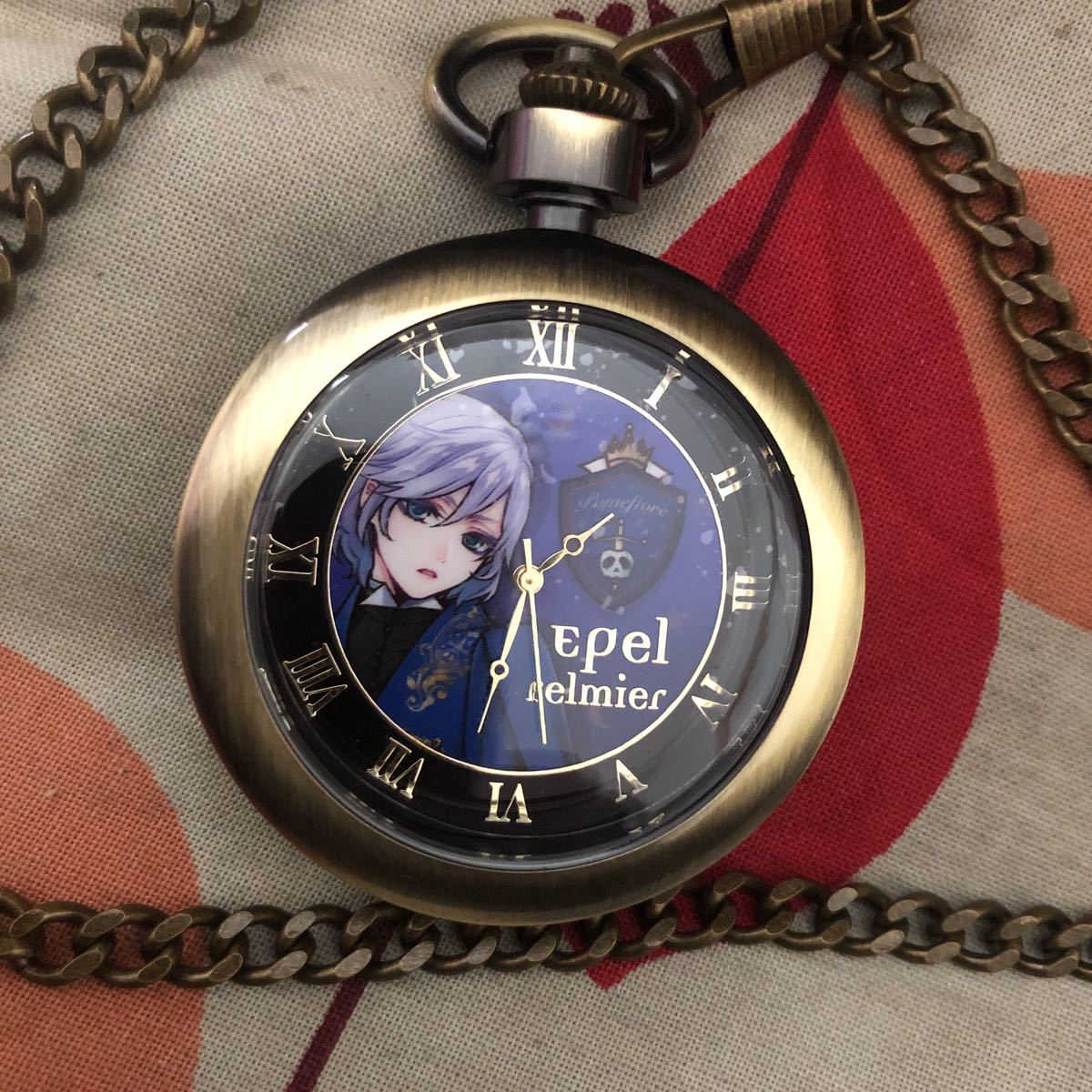 ツイステ ベルメゾン 懐中時計 300個限定 ツイステ ベルメゾン 懐中