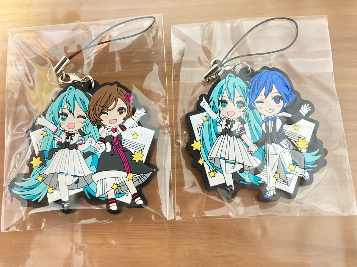 UTAU 重音テト 初音ミクシンフォニー2018 ピンバッジ ラバーバンド