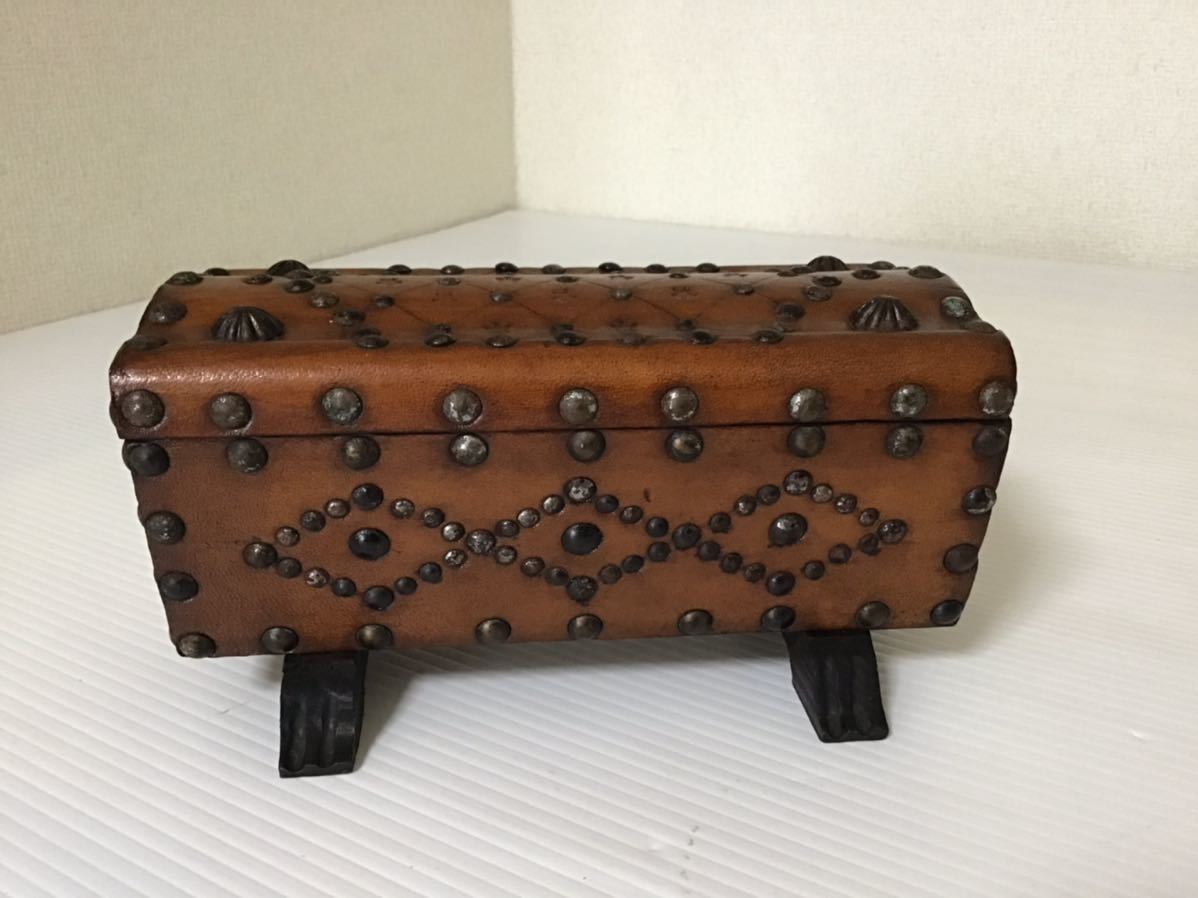 インド 真鍮製小物入れ ブラス ジュエリーボックス アンティーク