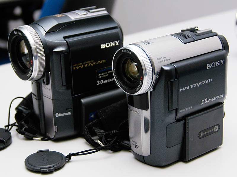 希少！SONY ソニー DCR-PC350 ハンディカム(レア3脚付き) 希少！SONY