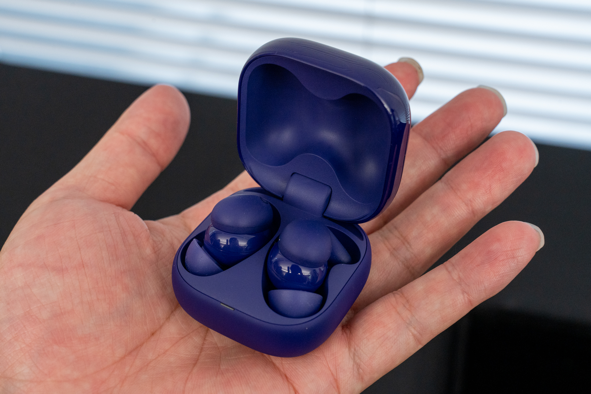 ソニー、WF-1000XM5と同じドライバ&プロセッサの「LinkBuds Fit」本日