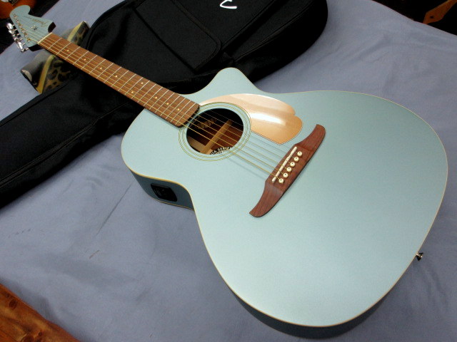 Fender Newporter Player Walnut Fingerboard Ice Blue Satin – 神戸