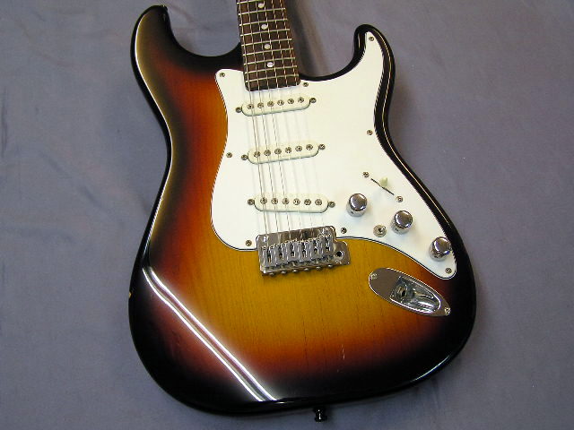 G&L S-500 premium ストラトキャスタータイプ 日本製】G&L S-500