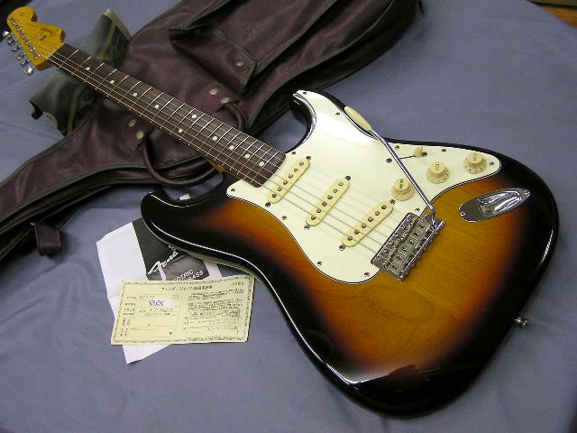 ギター Fender Japan ST62 3TS T061555 ギター Fender Japan ST62 3TS