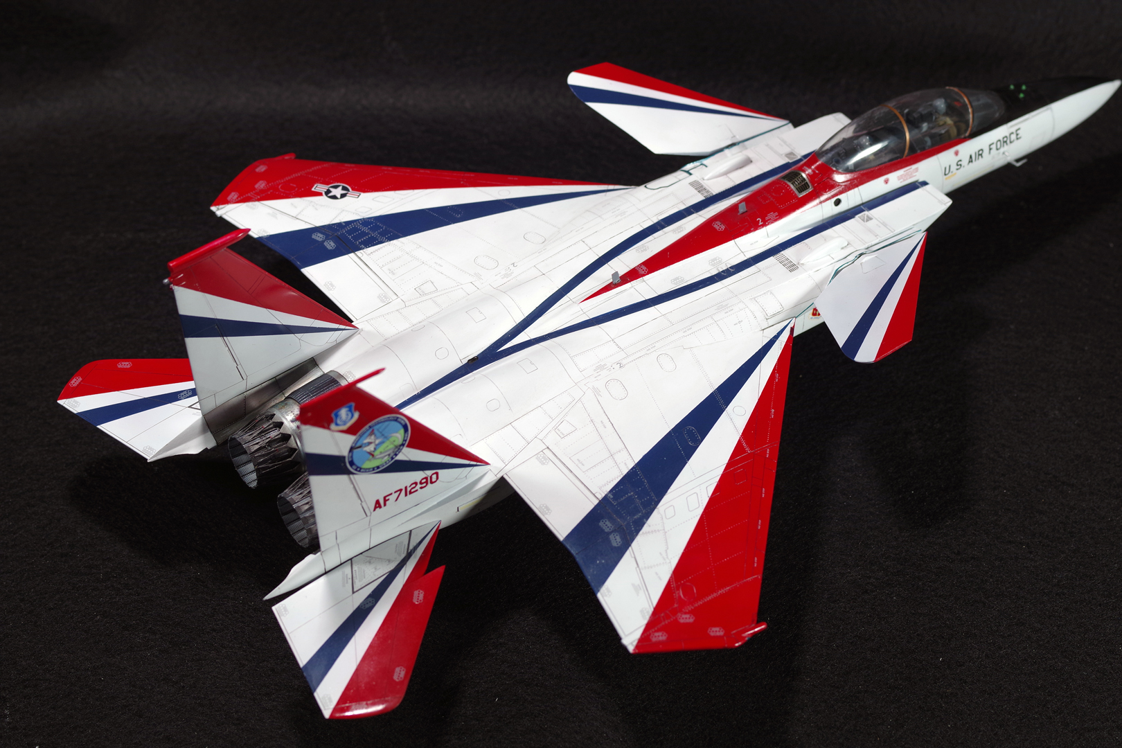 技mix TOMYTEC AC23 米空軍 F-15E E1（量産初号機） アメリカ空軍 F-15E