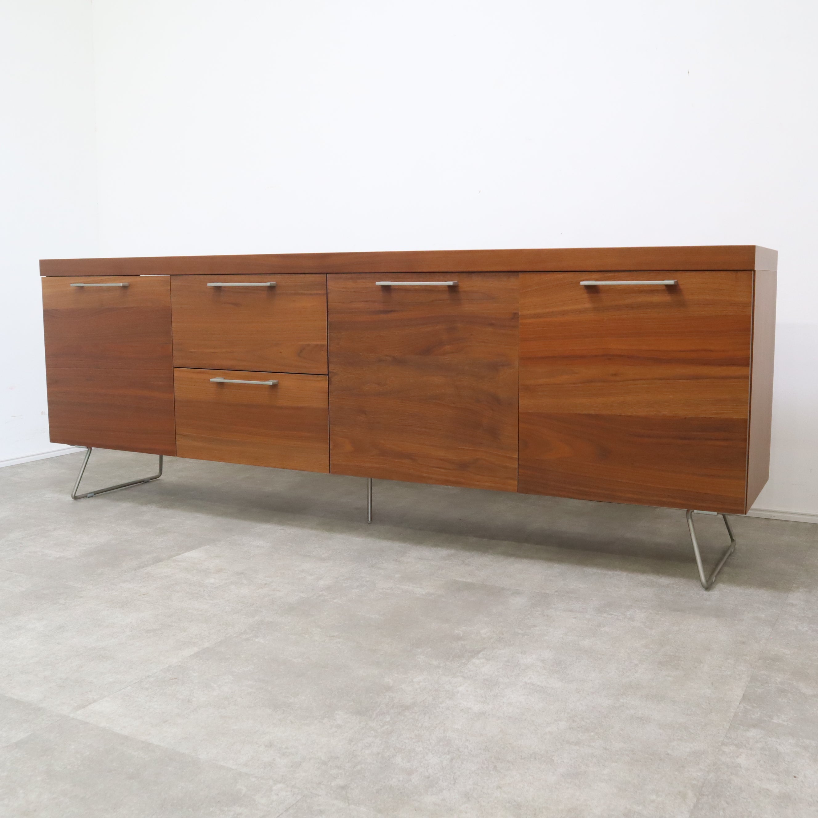 店舗受取限定】BoConcept ボーコンセプト BASIC サイドボード – バナル