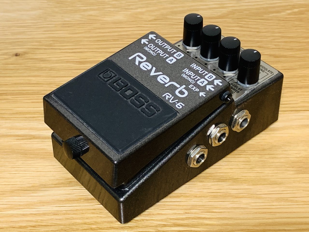 レビュー】コンパクトリバーブの決定版！BOSS RV-6 Reverb を弾いて