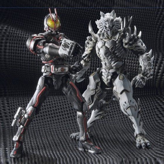 バンダイS.I.C Vol.28仮面ライダーファイズ& Vol.30仮面ライダーカイザ