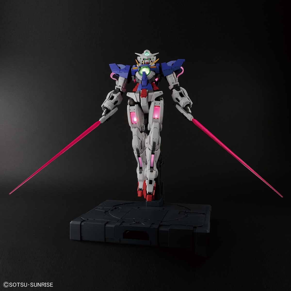 PG 1/60 ガンダムエクシア (LIGHTING MODEL)｜バンダイ ホビーサイト