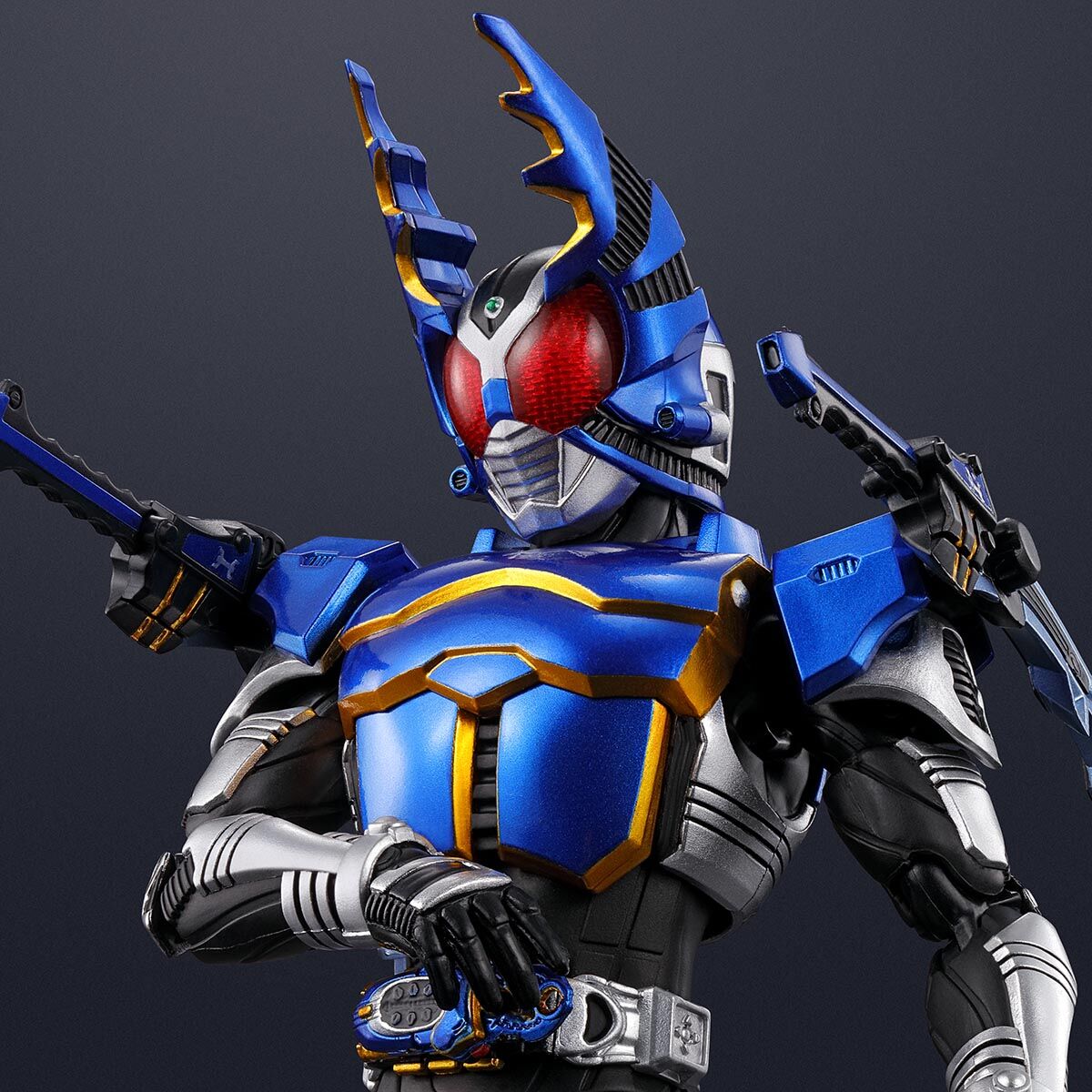 Amazon.co.jp: S.H.フィギュアーツ(真骨彫製法) 仮面ライダー