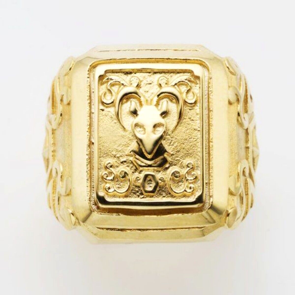 聖闘士星矢 黄金聖衣箱（ゴールドクロスボックス）デザインsilver925