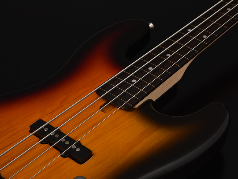 BJB-1R-FL 3TS (Bacchus / バッカス) エレキベース