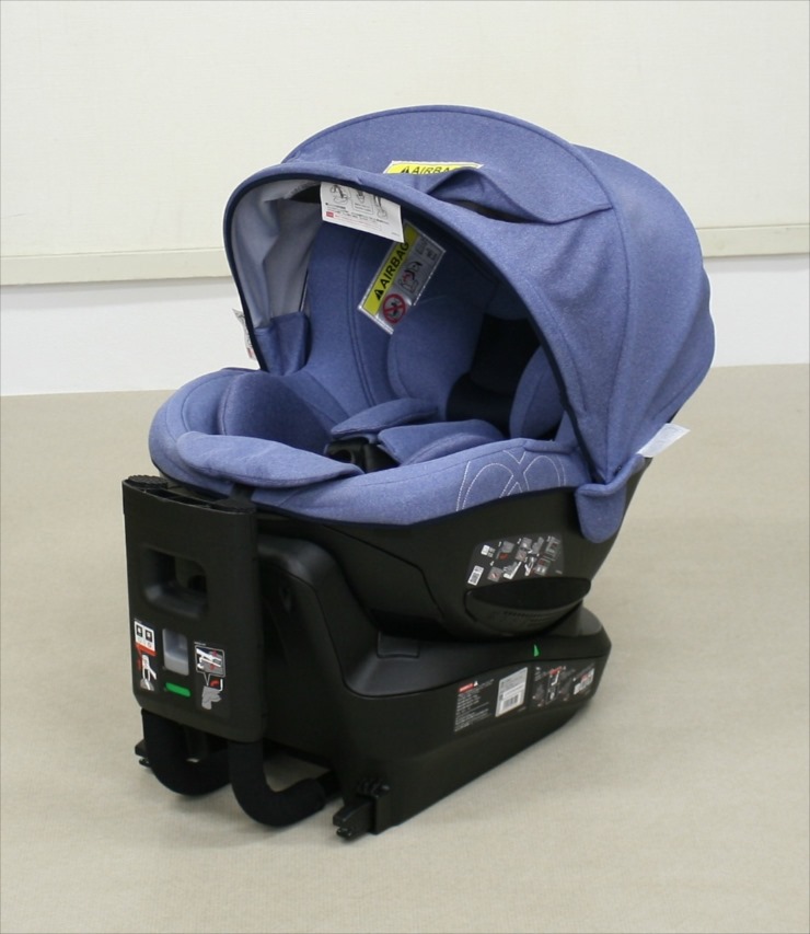 新生児対応】チャイルドシート エールべべ・クルット4iプレミアム
