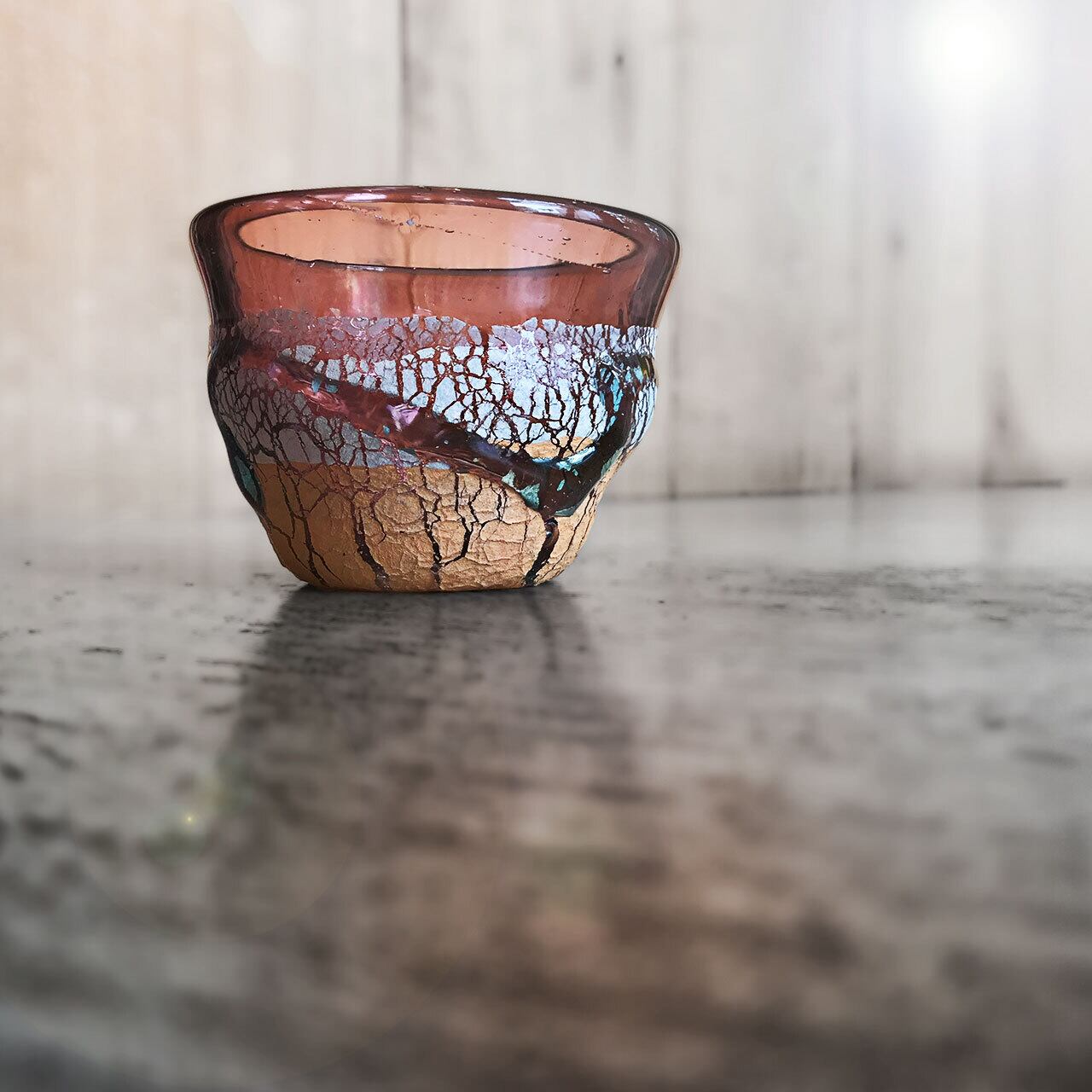 宙吹きガラス工房虹】土紋ぐいのみ 紫 [琉球ガラス] | 【琉球ガラス