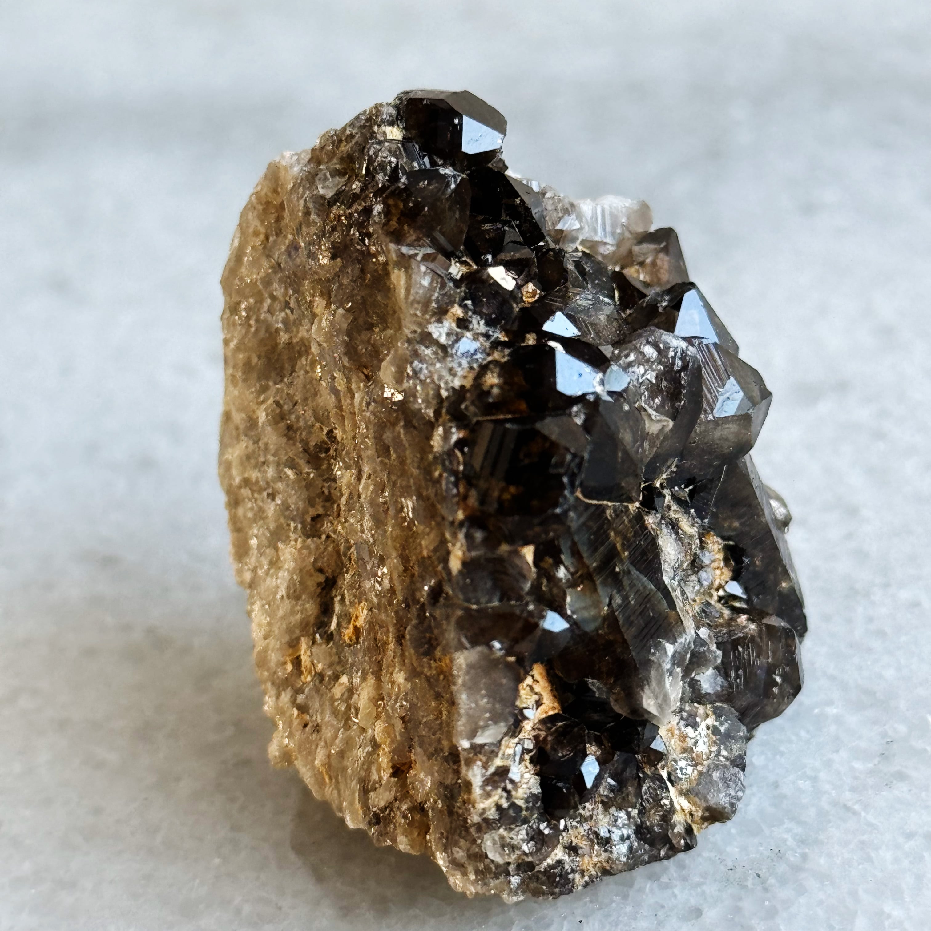 漆黒の美しさを放つ宮崎県日之影産黒水晶 | sunday shop〜宮崎水晶