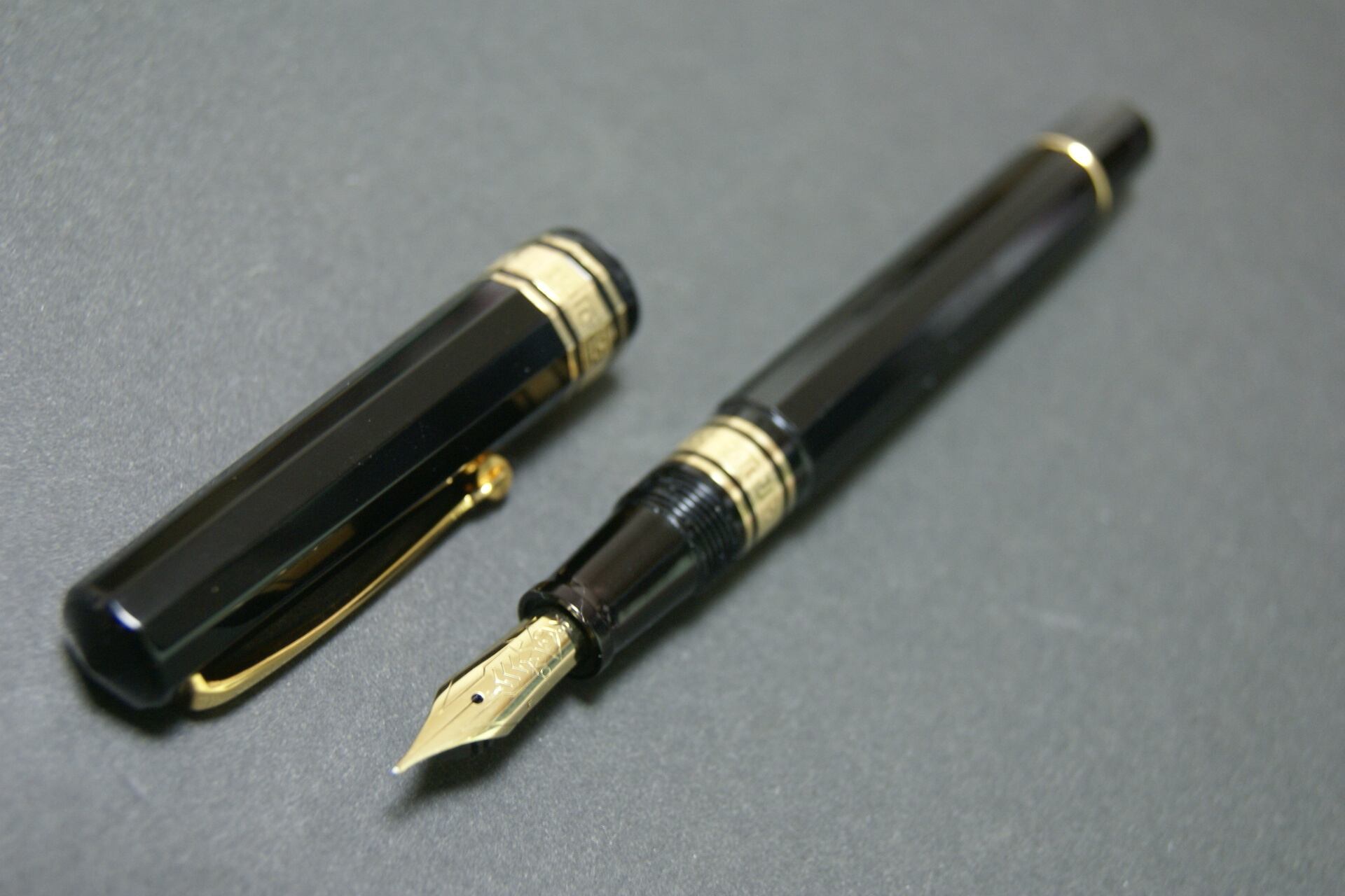 00s オマス ダーマ OMAS Dama （細字） 18K 01070 | 川口明弘の調整万年筆