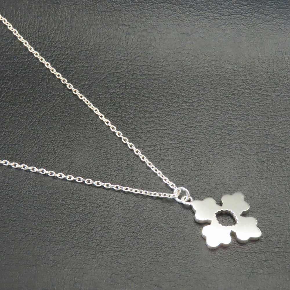 アイヌ文様ネックレス 白 シルバー925 【刻印無料】 アイヌ アイヌ文様