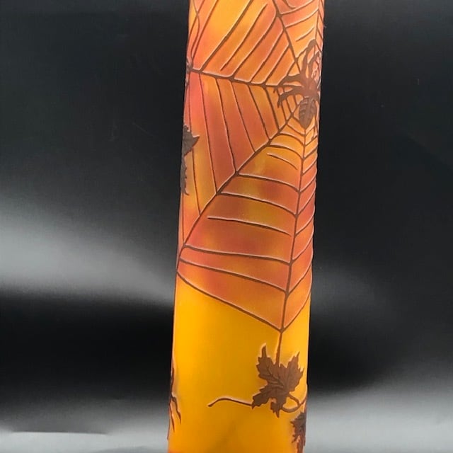エミール・ガレ 風 ガラス製大型花瓶 高さ40cm 蜘蛛の巣のデザイン