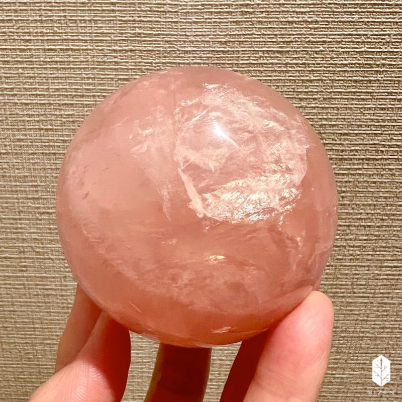 ローズクォーツ・スフィア | BIZEN Crystals