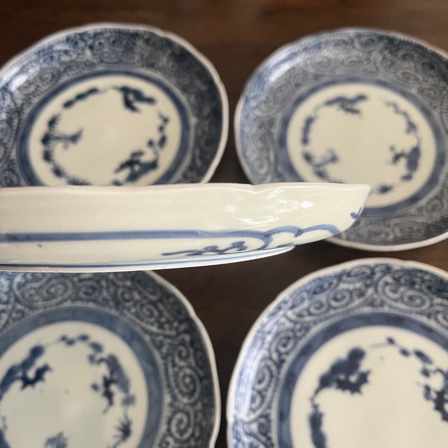 江戸時代 古伊万里 染付蛸唐草文様蓋物 緻密な絵付 大人気図柄 古器を