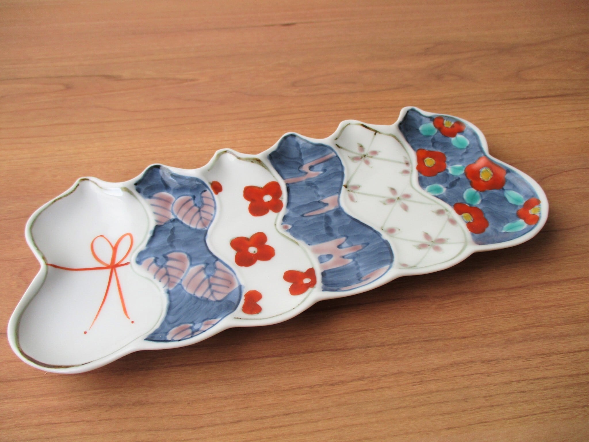 伊万里ひょうたん六瓢皿【伊万里焼】 | 有田焼や心器