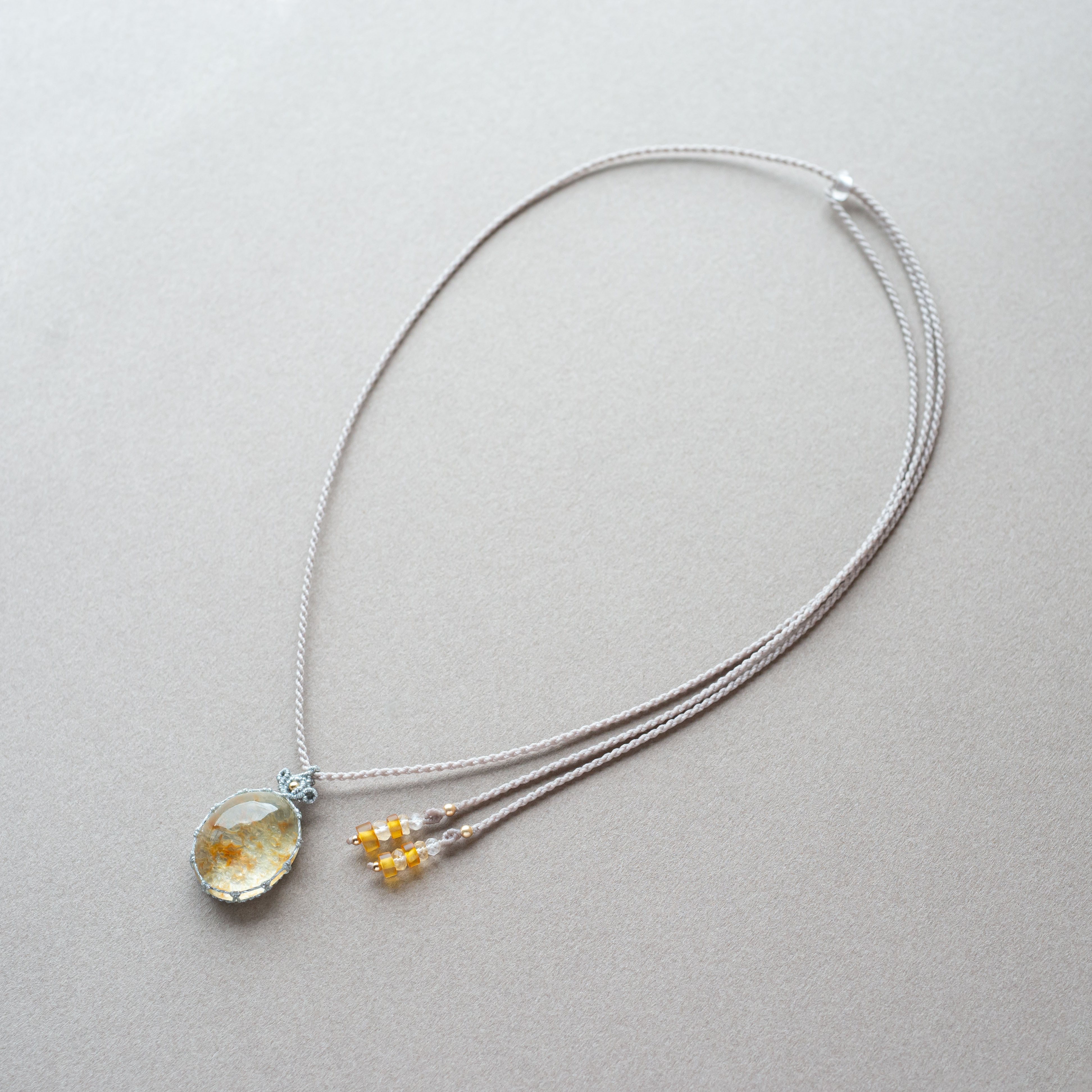 ガーデンクォーツのマクラメ編み 天然石ネックレス | SHANTi WALA