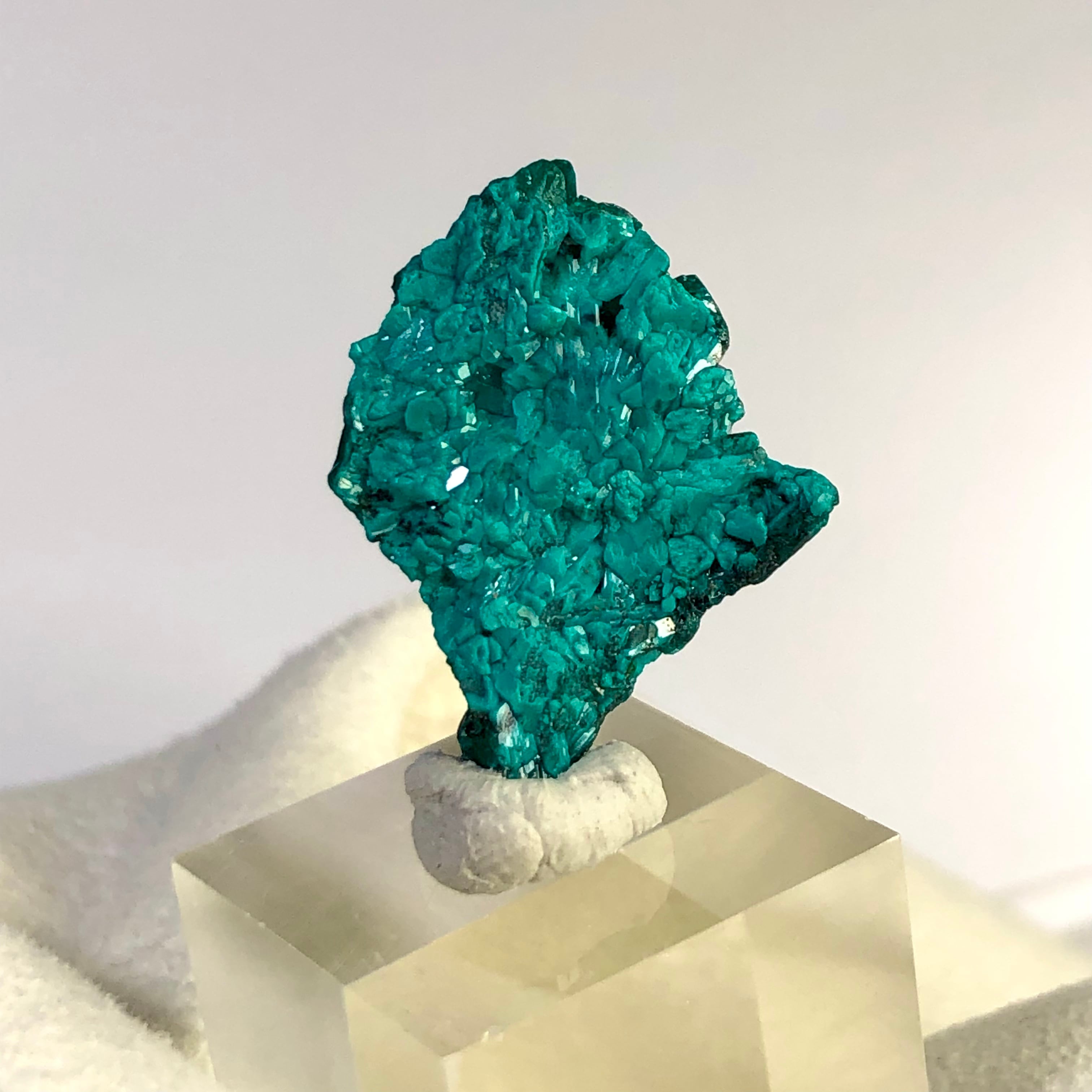 パワーストーン天然石原石ダイオプテーズ180gNo.560